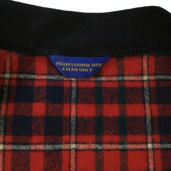 Pendleton Vintage V-neck Wool Sweater in Holiday Tartan Red Plaid. Sz. M - Picture 3 of 8